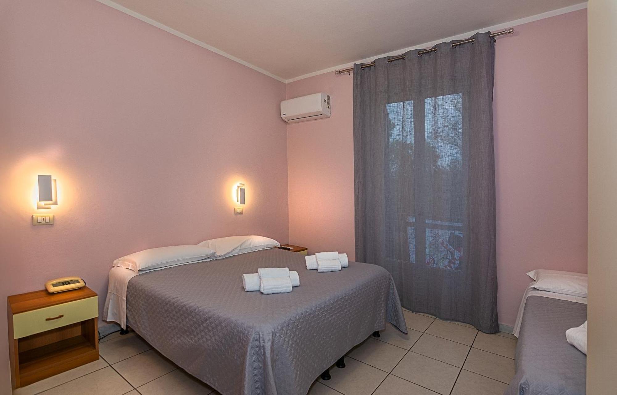 Hotel Villa Benvenuti Viareggio Exterior foto